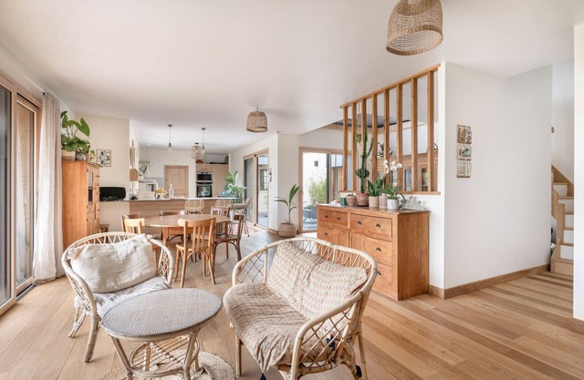 Bright house with large terrace in La Roche-Bernard