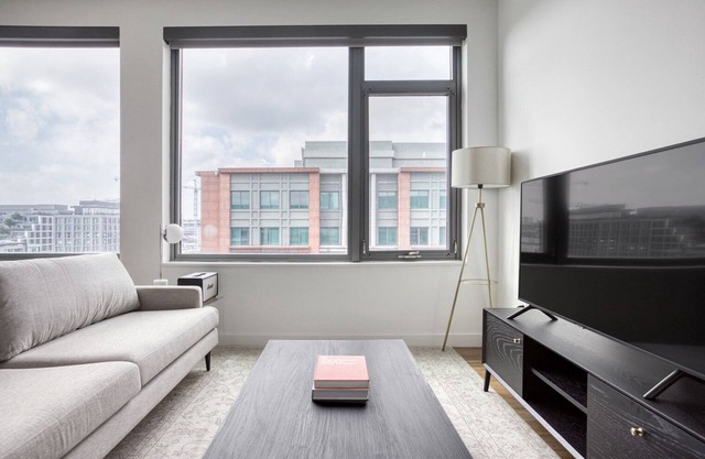 Bright Navy Yard 1BR w/Gym & W/D, steps from Nats Park, by Blueground