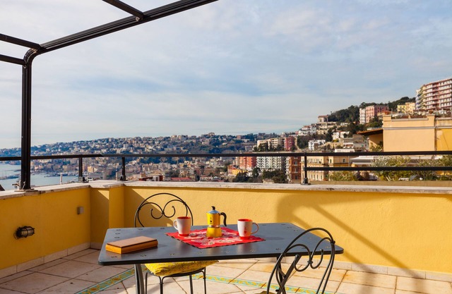 Bright Rooftop Apartment