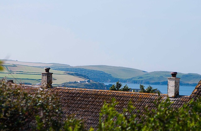 Bright spacious 2 Bed Apartment in Thurlestone with Stunning views