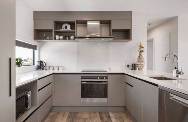 Bright & Spacious 2BR w/Carpark