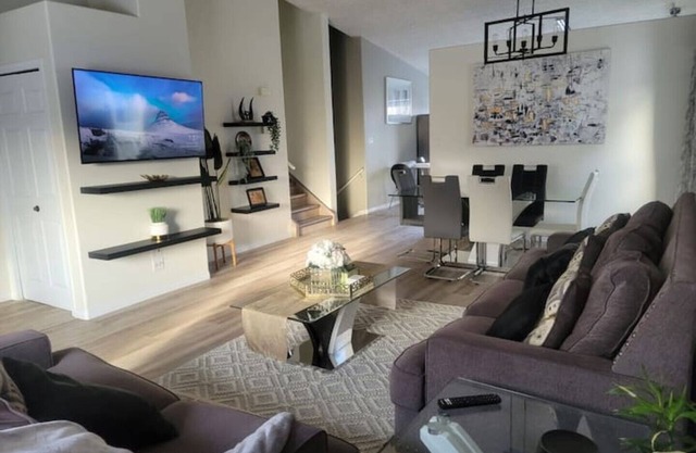 Bright & Spacious 3 bedroom home