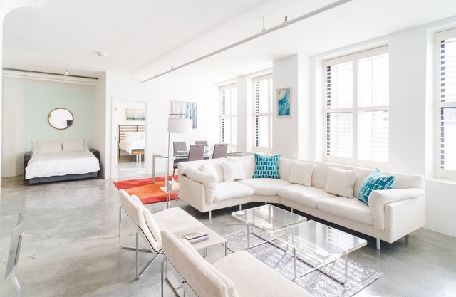 Bright & Spacious Loft Steps to the Freedom Trail