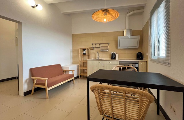 Bright studio with views to Park Güell