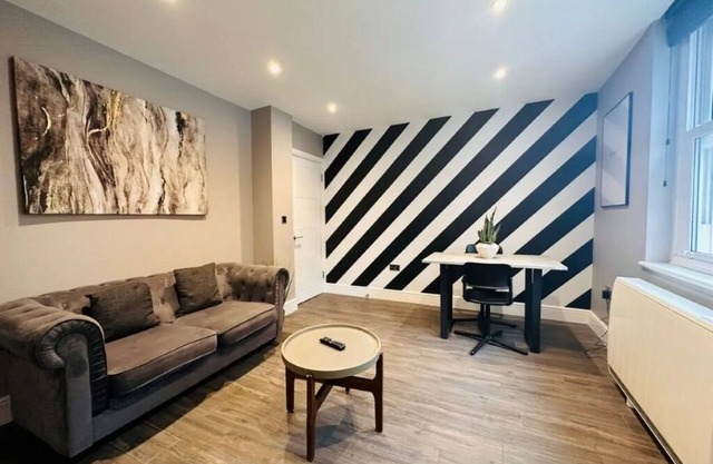 Brighton City Centre Seafront 1 Bedroom Flat BN115WIN