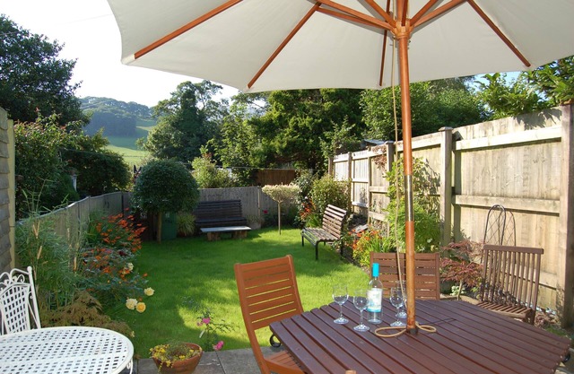 Bronhaul Cottage in Pennal