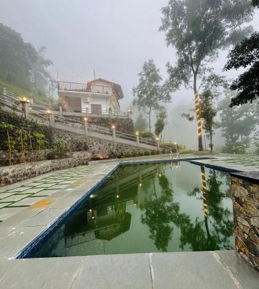 Brooke hills 2 BHK villa falls view