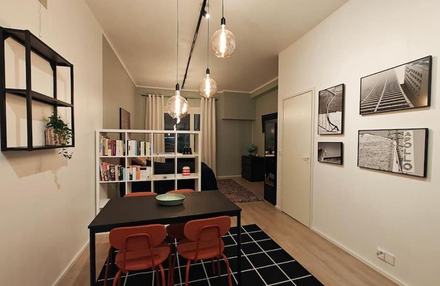 Brooms - Newly renovated central studio apartment