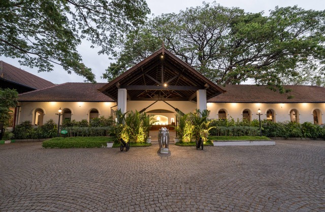 Brunton Boatyard - Cgh Earth