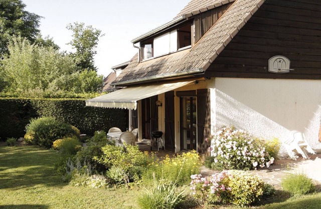 Bucolic, quiet house with terrace and garden near Annecy