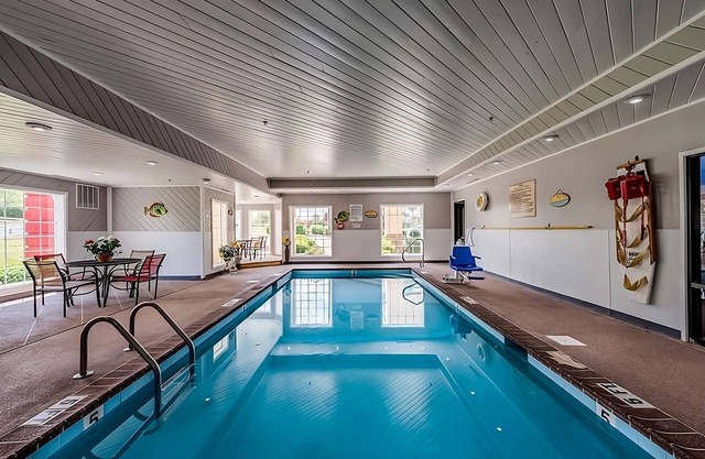 Budget-Friendly Property, Free Breakfast, Onsite Pool, Free Parking