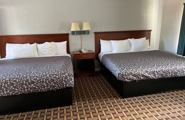 Budget Inn