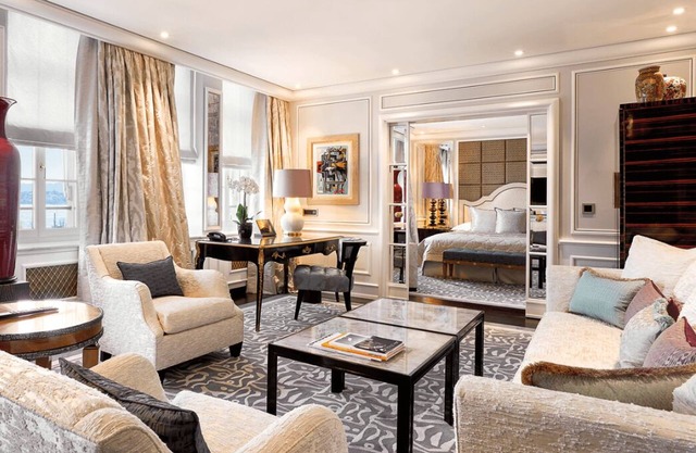 Buissnis Suite