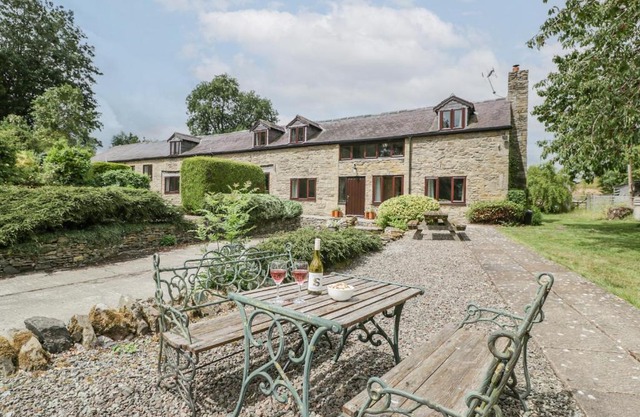 Bullfinch Cottage