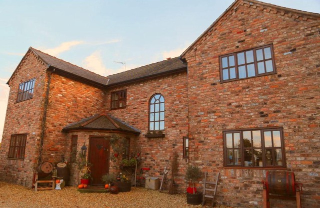 Bumbleberry Cottage