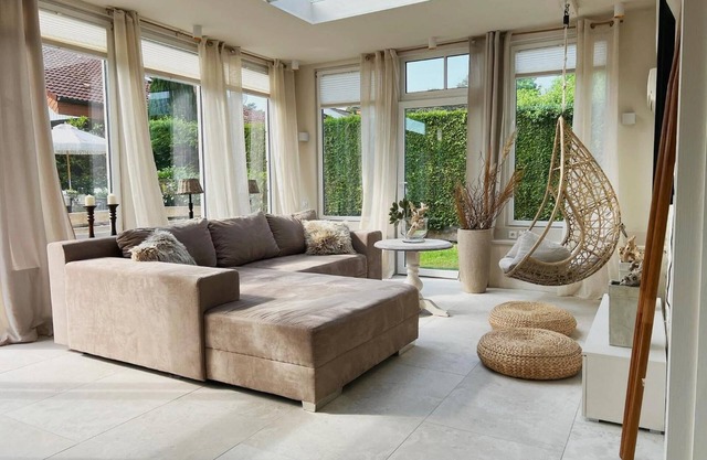 Bungalow 'Malibu L' with Wi-Fi and Air Conditioning