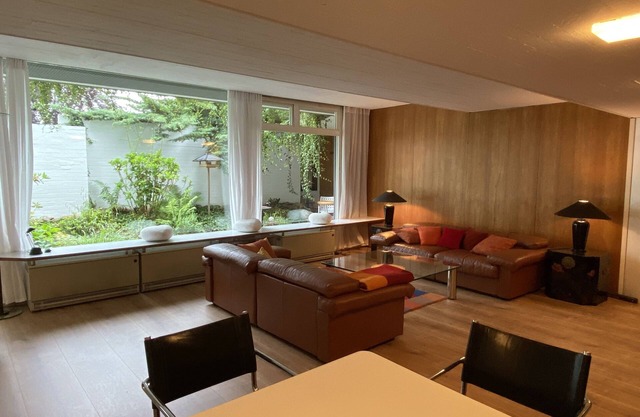 Bungalow near Mercedes and American facilities.Quiet neighbourhood