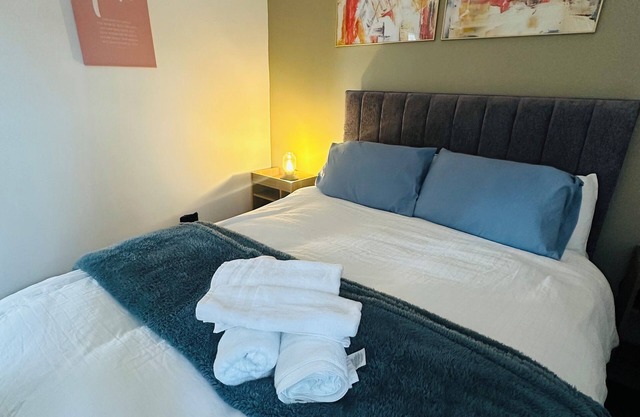 Burton urban apartment is located in Staffordshire heart of burton town