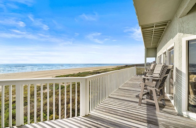 Butterfly Dunes | Direct Beach Access & Views!