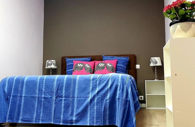 Butterfly room in Townhouse, bed & breakfast!