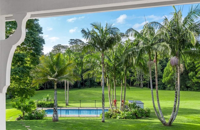 Byron Creek Estate - An Exquisite Retreat Nestled in the Heart of Coopers Shoot's Scenic Countryside