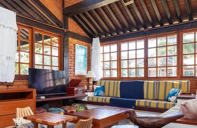 Bz46 150m from the beach! House with Jacuzzi and 5 suites!