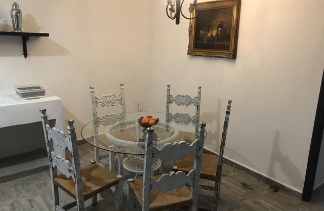 Céntrico departamento/zona de restaurantes