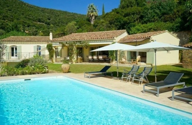 Côte d'Azur, luxury domestic villa, pool, air conditioning, sea view