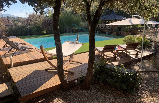 Cozy studio in Provence with private garden, swimming pool and wifi