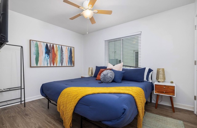 C1 Vulcan's Hideout-King Bed/Workspace/FreeParking