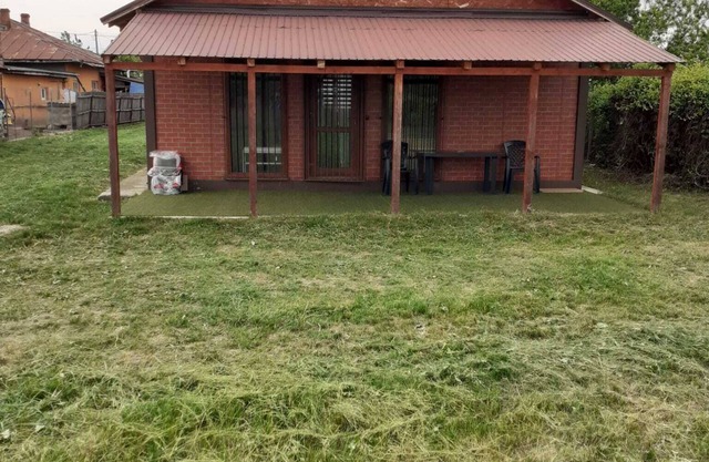 Cabana Ote Soft este situata in centrul Snagov, se ajunge usor pe jos la magazin