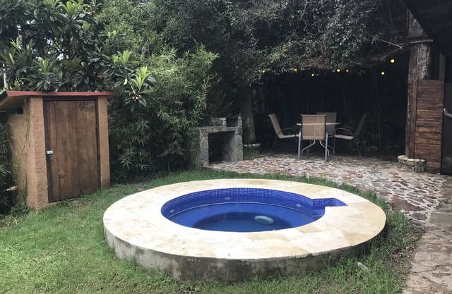Cabana with Jacuzzi next to the Montealto Ecological Reserve