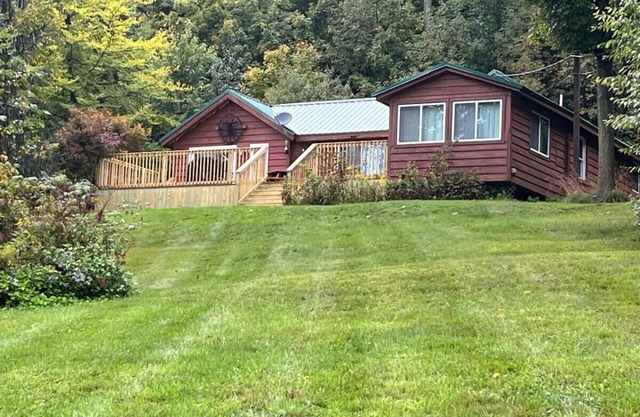 Cabin 3BR close to lake w rolling hills
