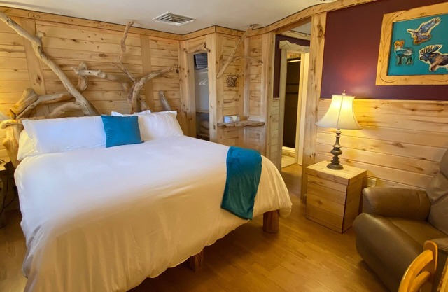 Cabin 4 at the Cedaredge Lodge