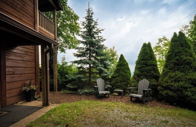 Cabin with Amazing Mountain Views*Hot tub*Fire pit