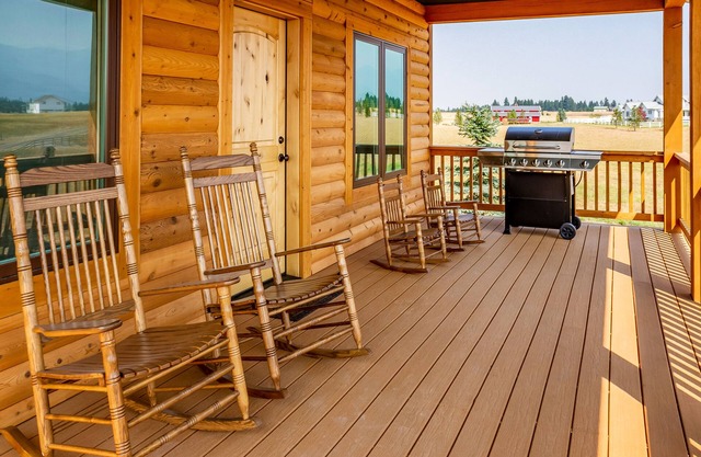 CABIN WITH GREAT VIEWS