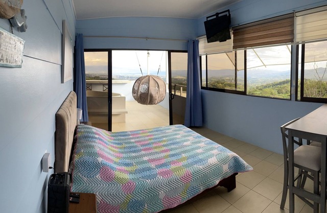 Cabin2 of Height beautiful Panoramic view and Jacuzzi with hot water on terrace