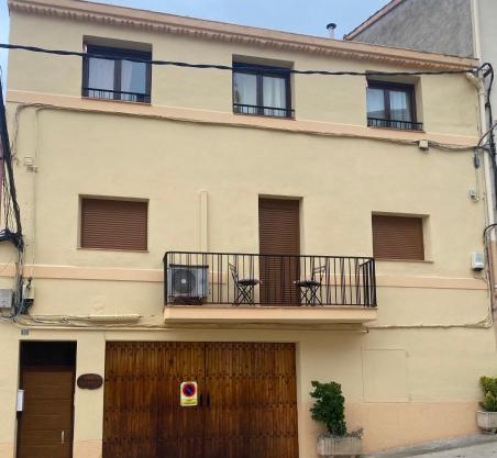 CAL PINTABOTES - Apartamento nuevo en Camarasa