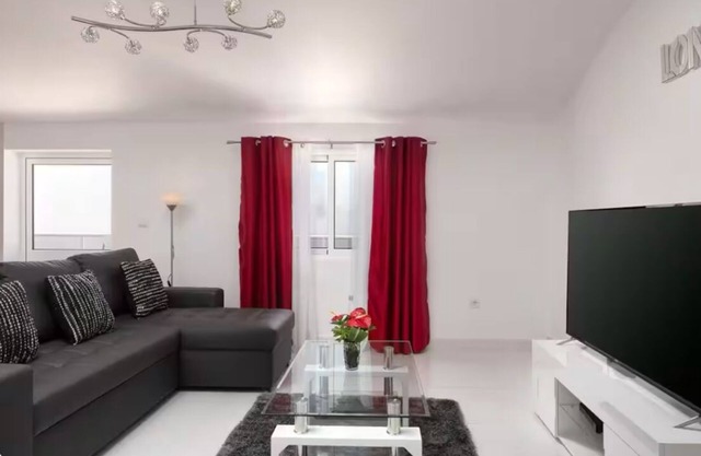 Calheta Ocean View Retreat - Casa Santana