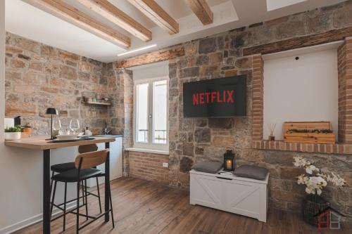 CALLE DE BERNARDIS 1 l BB APARTMENTS TRIESTE