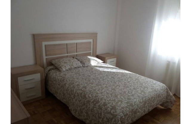 Calle Lardero apartment