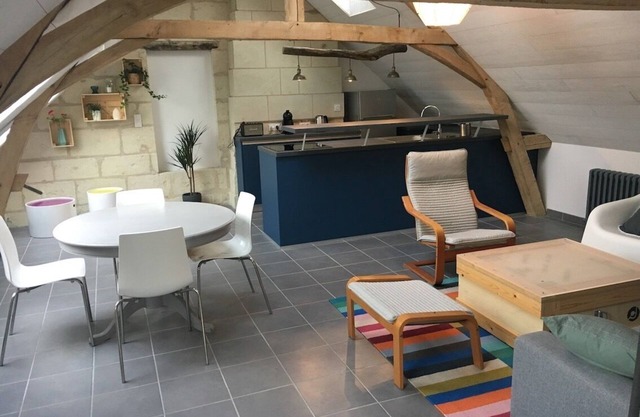 Calm and bright, in the heart of the countryside between vineyards and castles