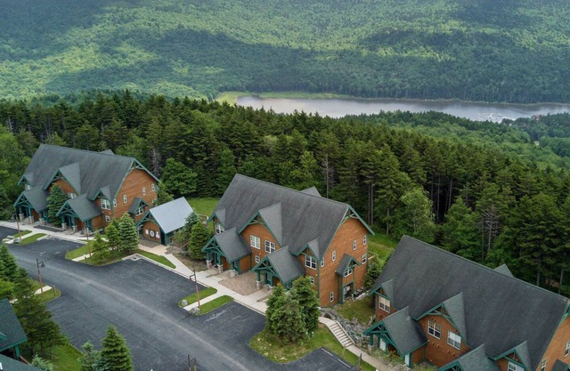 Camp 4 #2: 2 Bedrooms, 2.5 Baths: Slope Side, Gas Fireplace.