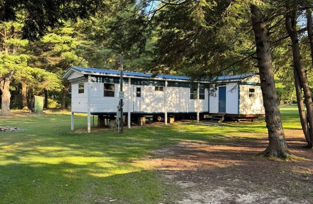 -Camp Harv-ideal for families or friends-Serene Clarion River & Cook Forest,