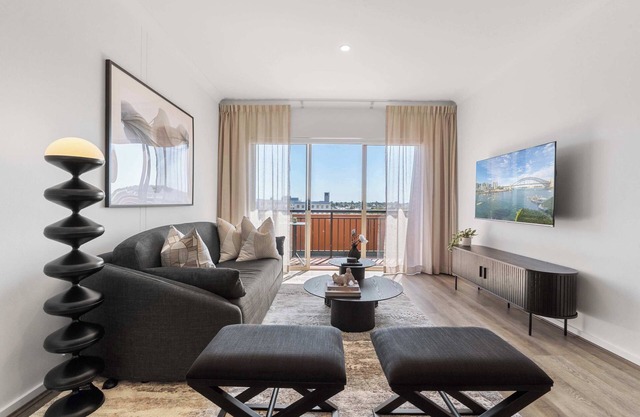 Camperdown Cozy Corner 10