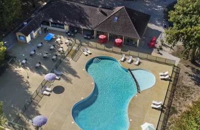 Camping 2 étoiles - Piscine - ccab0ig