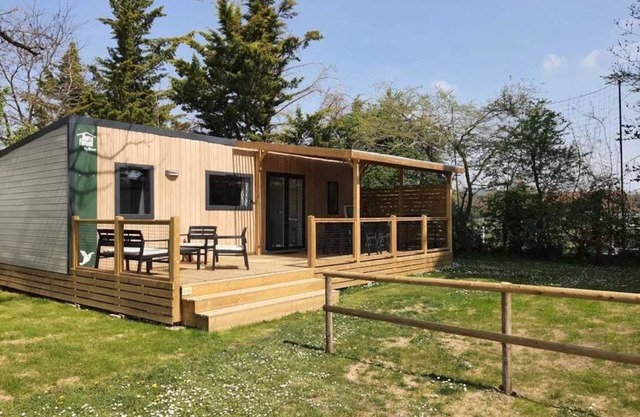 Camping 3 étoiles - Piscine - ccbbihc