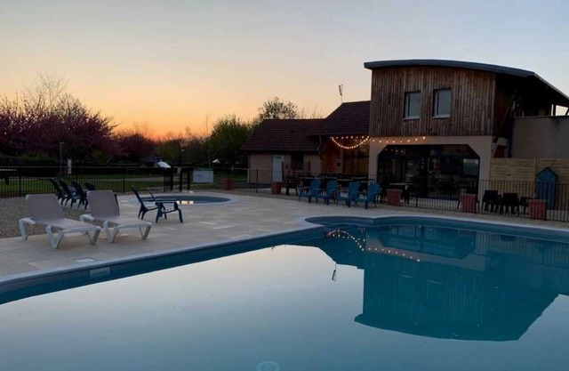 Camping 3 étoiles - Piscine - ccaidda