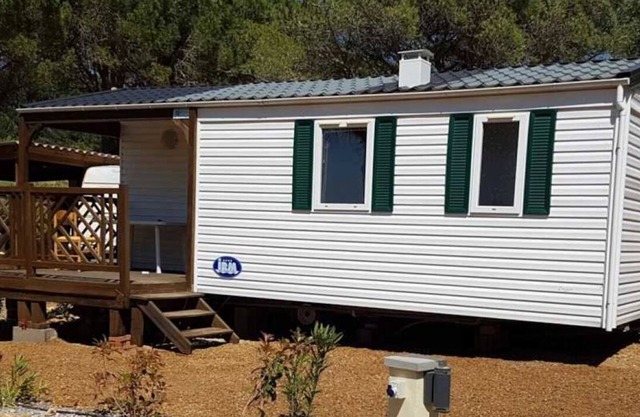 Camping 3 étoiles - Piscine - ccbaheg