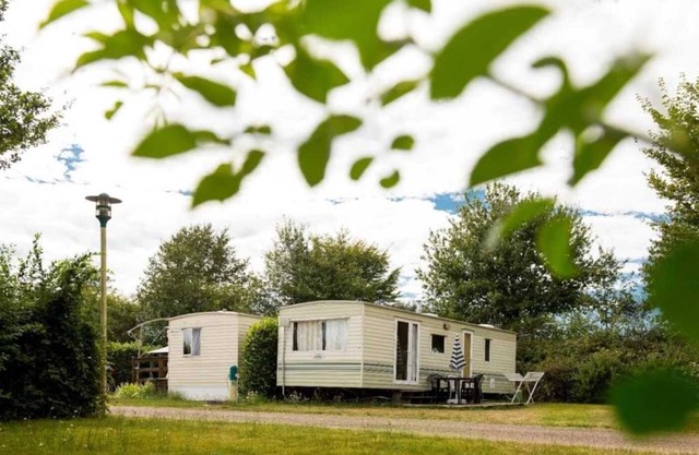 Camping 4 étoiles - Piscine - ccbbghg